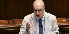 Valditara, divieto burqa a scuola per la dignit&agrave; delle donne