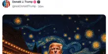 The Donald pubblica una sua immagine con la scritta 'Trump 2028'