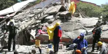 Terremoto in Colombia, estratta viva dalle macerie dopo 30 ore