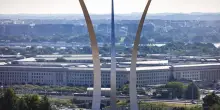 Nbc, 'Pentagono valuta di ritirare 25.000 soldati dall'Europa'