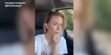 Margot Sikabonyi torna sulle critiche social: "Le rughe parlano della mia vita"