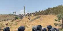 Media: 'Il Marocco blocca centinaia di persone dirette a Ceuta'