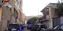 Cadavere trovato in strada allo Zen, la vittima colpita con un giravite