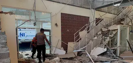 Terremoto in Indonesia, tredici bolognesi bloccati nell'isola di Flores: 'Le scosse continuano'