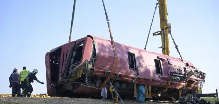 Un autobus si &egrave; ribaltato in Ungheria, 12 morti e almeno 10 feriti gravi