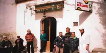 Un piccolo comune pugliese chiude il bar dopo 138 anni, ma diventa il ritrovo del paese