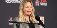 Nba: la famiglia Buss vende le sue ultime quote dei Lakers