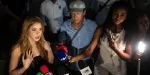 Colombia, Shakira visita i quartieri colombiani devastati dal terremoto