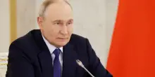 Putin: 'Dobbiamo ampliare i sistemi di difesa aerea. Danni all'economia dai raid ucraini'