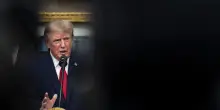 Sale il petrolio, Brent sopra 93 dollari con 'guerra economica devastante' di Trump