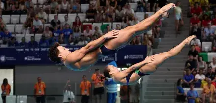 Europei Nuoto: oro dell'Italia nei tuffi con Chiara Pellacani e Matteo Santoro