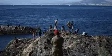 La calciatrice Faten e il sogno spezzato tra le acque di Ceuta