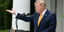 Trump isola l'Iran. Raffica di sanzioni su oro, tech, aviazione e trasporti