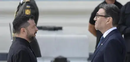 Ucraina: Macron_ 'A ottobre e novembre esercitazione dei Volenterosi'. Fonti: 'L'Italia non ci sar&agrave;'- LIVEBLOG