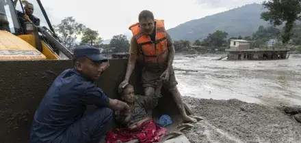 Alluvione Nepal-Tibet, totale bilanci Pechino e Kathmandu &egrave; di 1300 dispersi