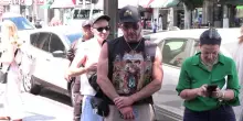 Dolly Parton, i fan rendono omaggio alla sua stella a Hollywood