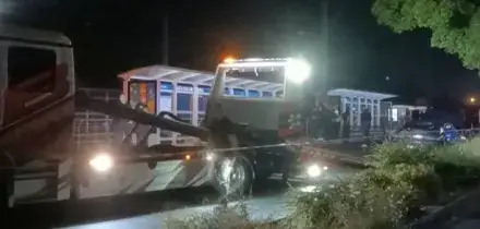 Francia, auto travolge un gruppo di persone: due morti e diversi feriti