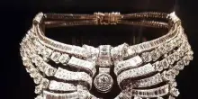 Rubato il collier della regina Nazli. L'ultimo colpo nell'estate nera dei furti d'arte