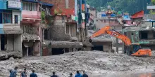 Si aggrava il bilancio dell'alluvione tra Tibet e Nepal, almeno 616 morti e 2.300 feriti