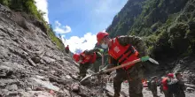 Alluvione tra Tibet e Nepal, almeno 616 morti e 2.300 feriti