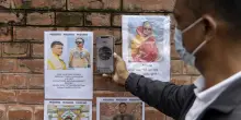 Nepal, il bilancio sale a 734 morti e 2.498 dispersi