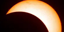 Eclissi solare, per proteggere gli occhi non bastano i normali occhiali da sole