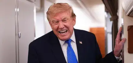 Medio Oriente, Trump: 'Il bocco navale continua fino all'accordo o alla resa totale'