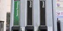 Prezzo petrolio in aumento, Wti scambiato a 81,20 dollari
