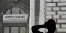Borsa: l'Europa chiude fiacca, balzo dei titoli di Stato