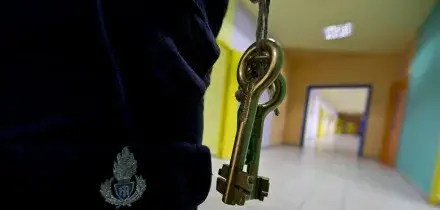 'Torture su 12 ragazzi in istituto minorile',agenti interdetti da servizio