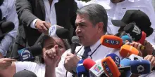 L'ex presidente honduregno Hern&aacute;ndez in tribunale, 'impossibilitato a difendermi'