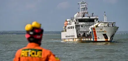 Indonesia, "persi contatti con un traghetto con 243 persone a bordo"