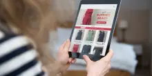 Moda e-commerce, lo stato del mercato tra trend GenZ e second hand