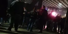 Militanti di estrema destra minacciano i clienti di un bar a Sarzana