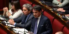 Protesta M5s sul caso Delmastro, alla Camera e al Senato urla 'Fuori le chat'