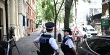 Ferite quattro persone a colpi di forbici nel centro di Londra, arrestata una donna