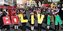 Bolivia, il presidente conservatore difende il suo governo 'impopolare'