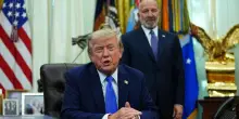 Trump, 'negoziati in corso su Hormuz, annuncio potrebbe avvenire presto'