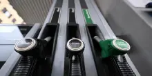 Prezzo petrolio in rialzo, Wti scambiato a 78,24 dollari, +1,23%
