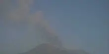 Nube vulcanica sull'Etna, fino alle 12 sospesi atterraggi a Catania