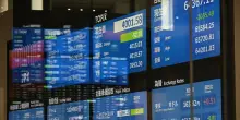 Borsa: l'Asia tiene in attesa dell'annuncio su Hormuz, debole Seul