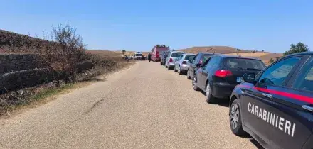 Furgone con braccianti si ribalta nel Foggiano, un morto e 8 feriti