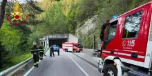 Esce di strada col sidecar, morto il conducente