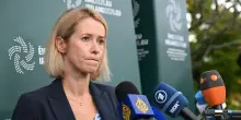 Kallas: 'Attacchi ibridi una svegliata'. Tajani: 'Valutiamo l'uso degli asset russi ma possibili problemi giuridici'.