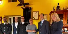 Ministro Ciriani visita carabiniere che ha tentato salvare donna