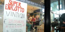 Festa nel bar del Superenalotto, 'ha vinto un solo giocatore'