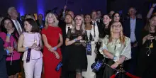 Svezia, a met&agrave; dello spoglio si riduce la forchetta fra i due blocchi
