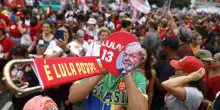 Brasile, Lula mobilita la sua base a tre settimane dalle elezioni