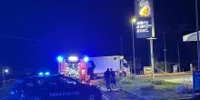 Auto travolge due persone in Friuli, morta un'anziana