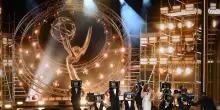 Emmy, Widows Bay trascina in vetta Apple Tv con record di 14 statuette